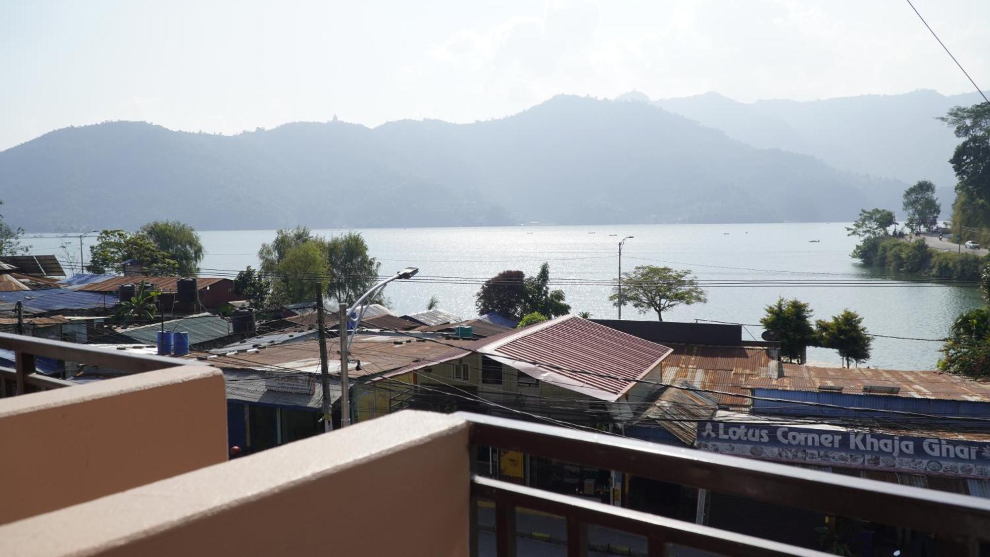 Yuriko Guest House Pokhara Exterior photo